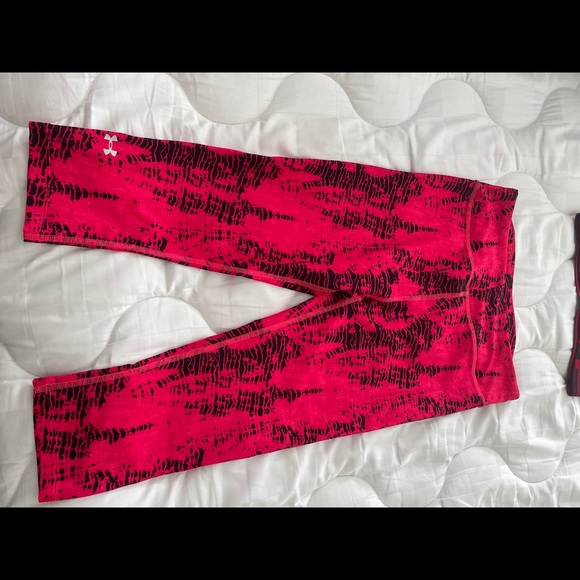 COPY - Under Armour Sports Bra and Compression Le… - Picture 3 of 5